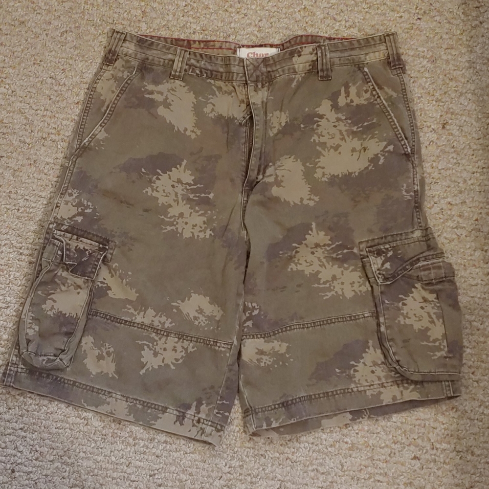 Chor cargo shorts size 38.